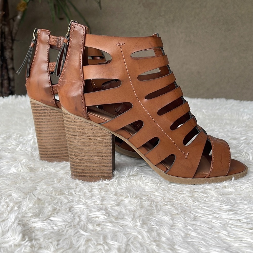 Open toed heals